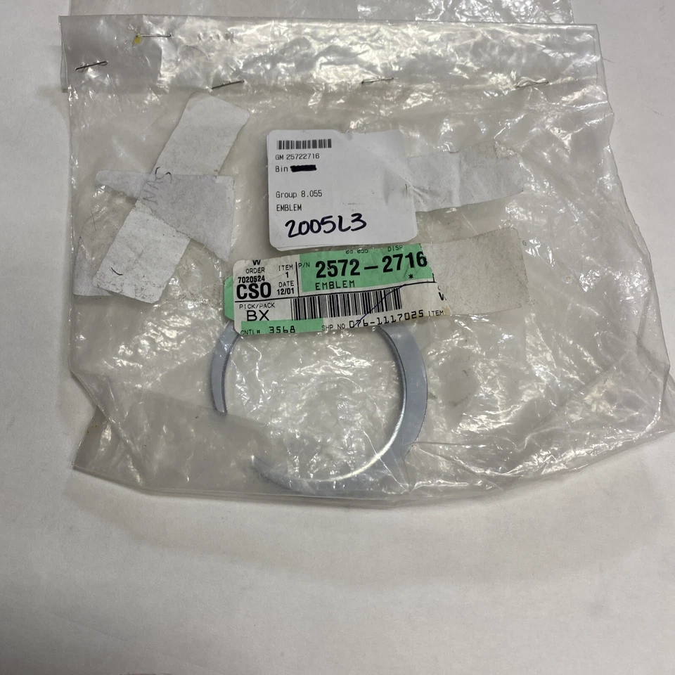 New OEM GM Cadillac DeVille Hood Emblem 2002-05 25722716 - Image 3 of 3