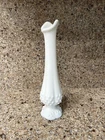 Fenton White Milk Glass Hobnail Footed Bud Vase 9 1/2” Tall Vintage🌹🌷🌻