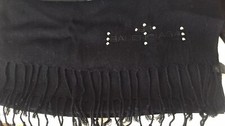 Foulard Balenciaga donna nero con borchie argento e logo ricamato stile sciarpa