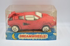 DREAMWHEELS Vintage Red Lamborghini Countach Plush Car 1986