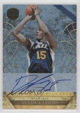 2010-11 Panini Gold Standard Rookie Platinum 10/25 Derrick Favors #215 Auto h8q