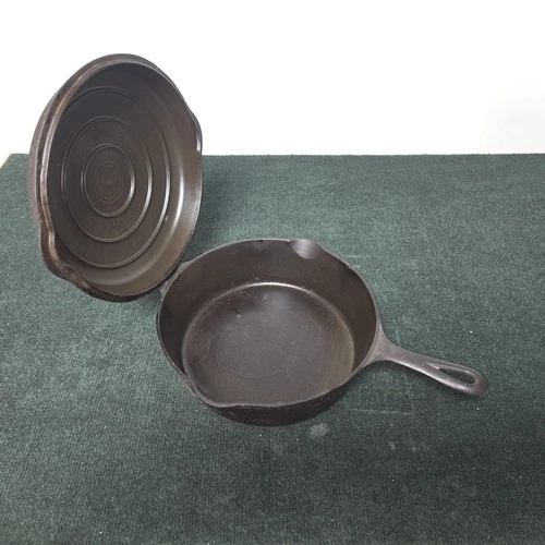 Vintage Griswold Cast Iron #8 Deep Skillet/Chicken Fryer w/ Matching Hinged Lid
