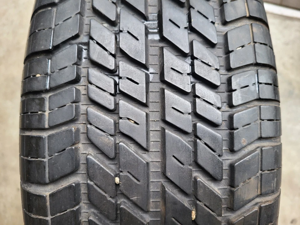 1 Ganzjahres-Reifen -- GENERAL XP 2000 -- 235/70R15 102T M+S - Bild 4 von 4