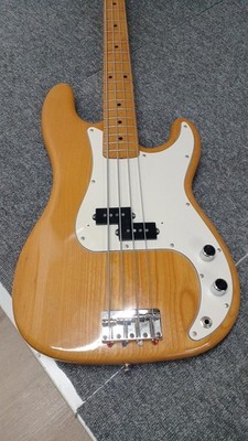 NAVIGATOR ESPIONAGE PB Used Ash body Maple neck Maple fingerboard w/Gig case