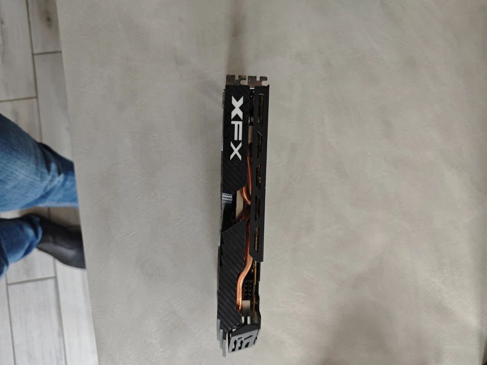 XFX Radeon RX 580  8GB Scheda Video  - Immagine 3 di 4