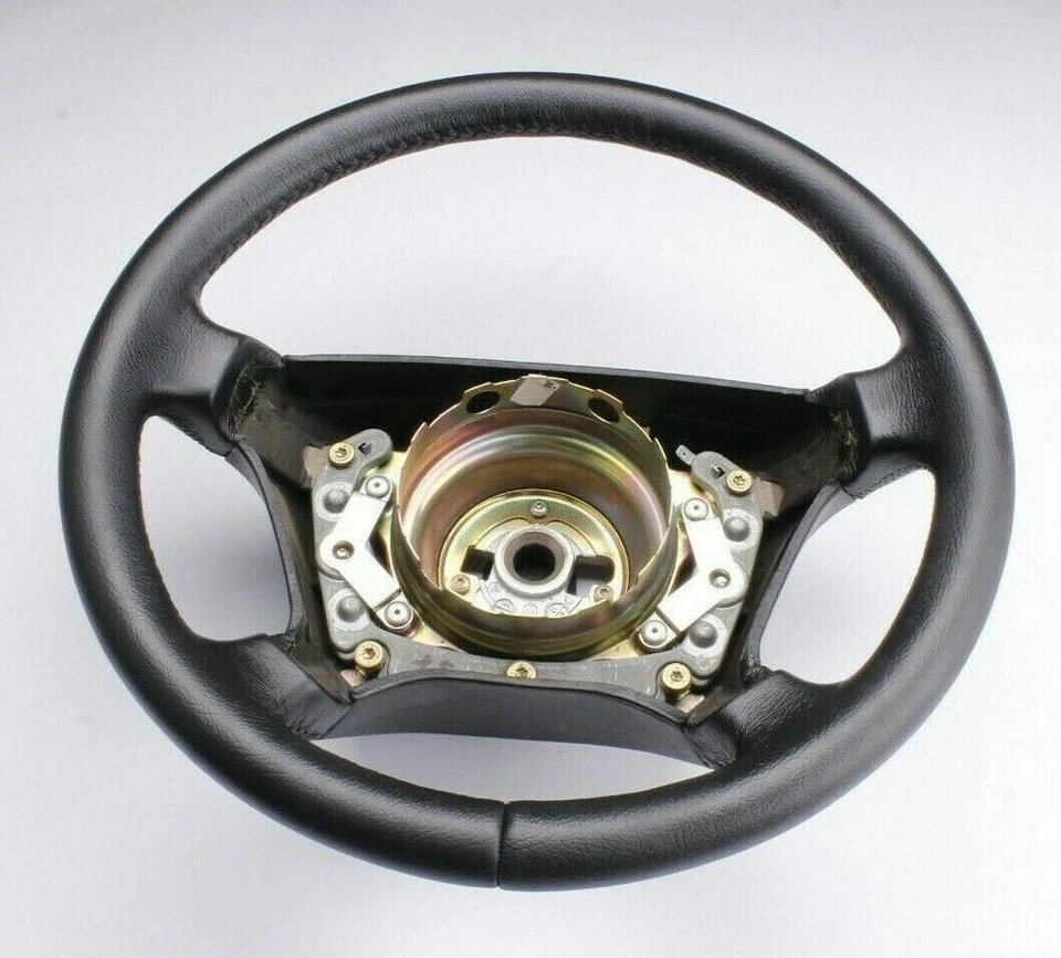 Lenkrad beziehen mit Leder für Mercedes W210 W202 W120 W124 McarStyling - Bild 2 von 3