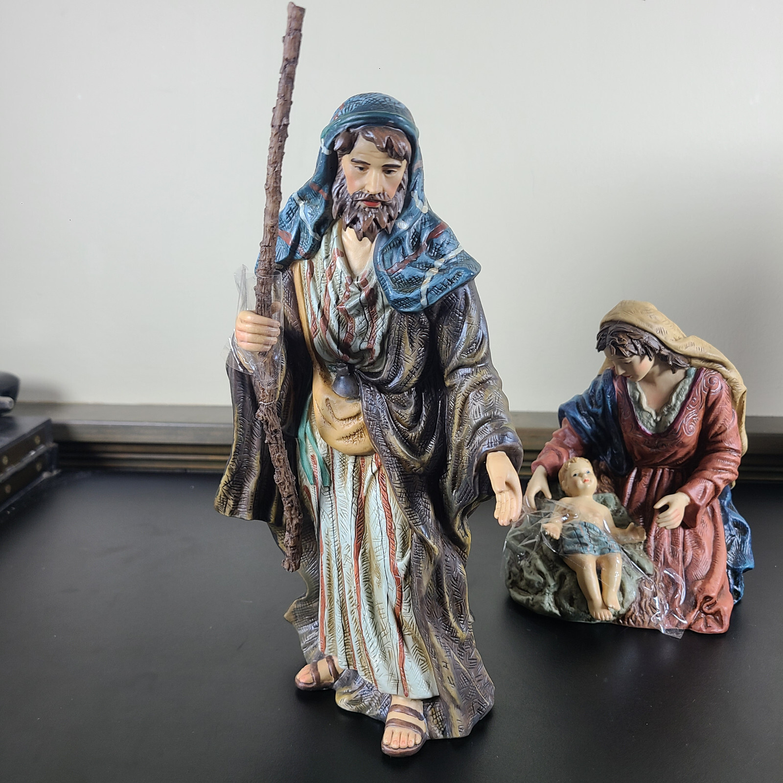 Picture 6 of 24