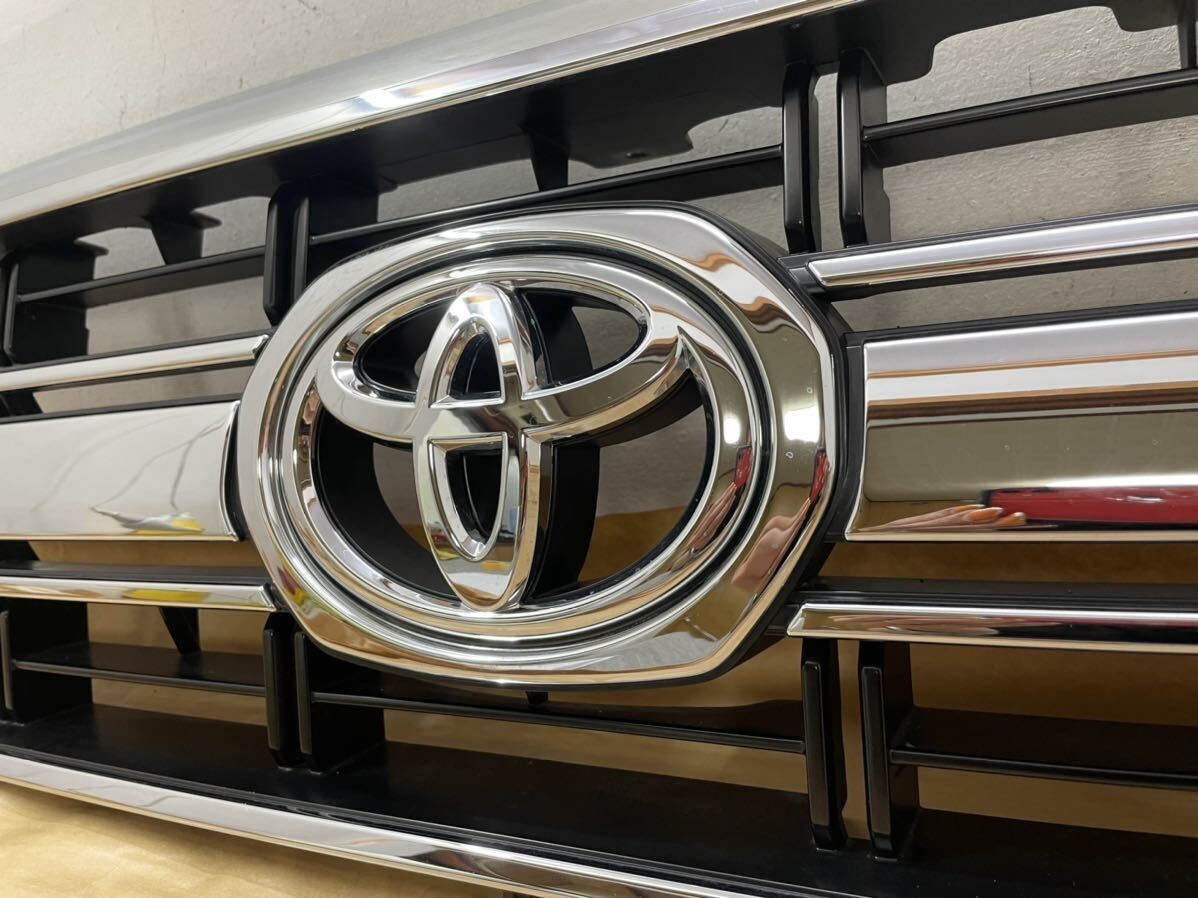 TOYOTA OEM Land Cruiser 70 Series Radiator Grille Grill Chrome
