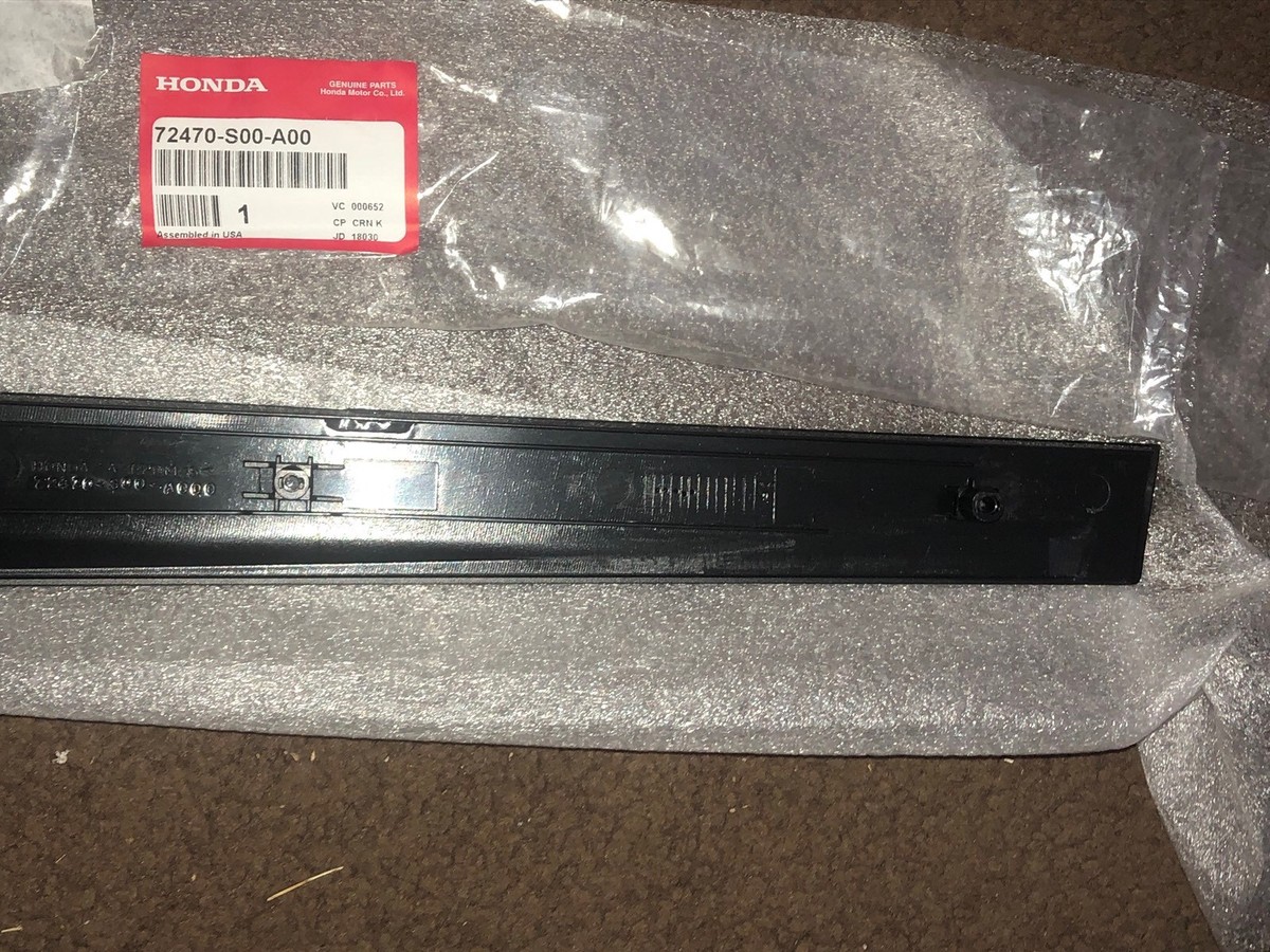 96-00 HONDA CIVIC LH DOOR GARNISH TRIM PILLAR SASH 72470-S00-A00 2