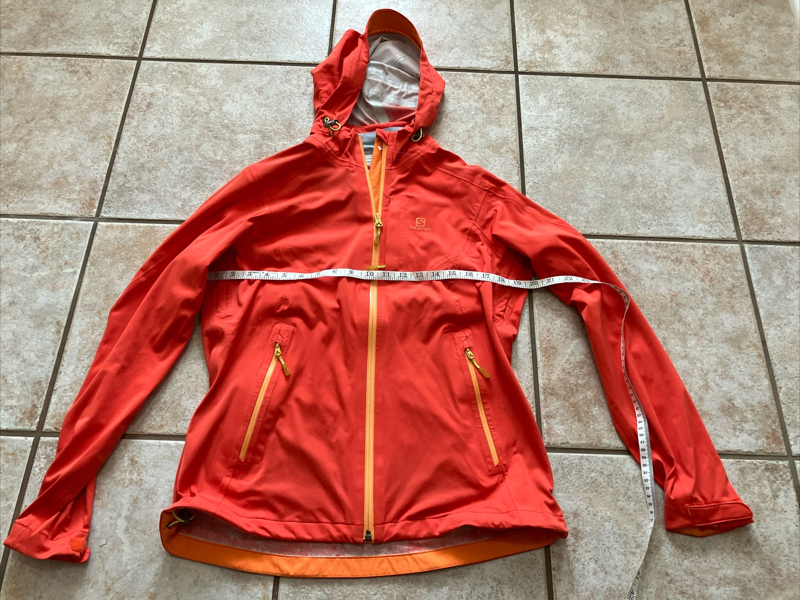 Giacca con cappuccio donna Salomon arancione cerniera frangivento taglia media clima professionale