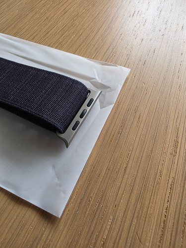 Genuine Apple Watch Ultra Indigo Alpine Loop 49mm Medium MT5Q3FE/A Sydney Stock - Picture 8 of 9