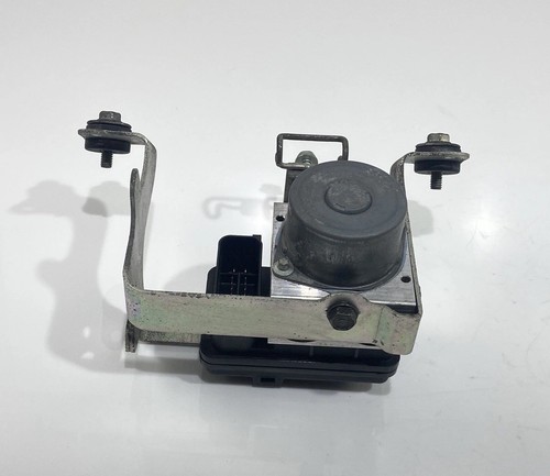 ♻️ Honda NC 750 XA 2014 - 2016 ABS Pump Module with Mounting Bracket ♻️ - Picture 8 of 11
