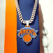 New York Knicks Collecting and Fan Guide 9