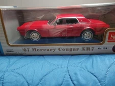 Sun Star 1967 Mercury Cougar XR7 1 18 scale #1541 Red original box Unopened