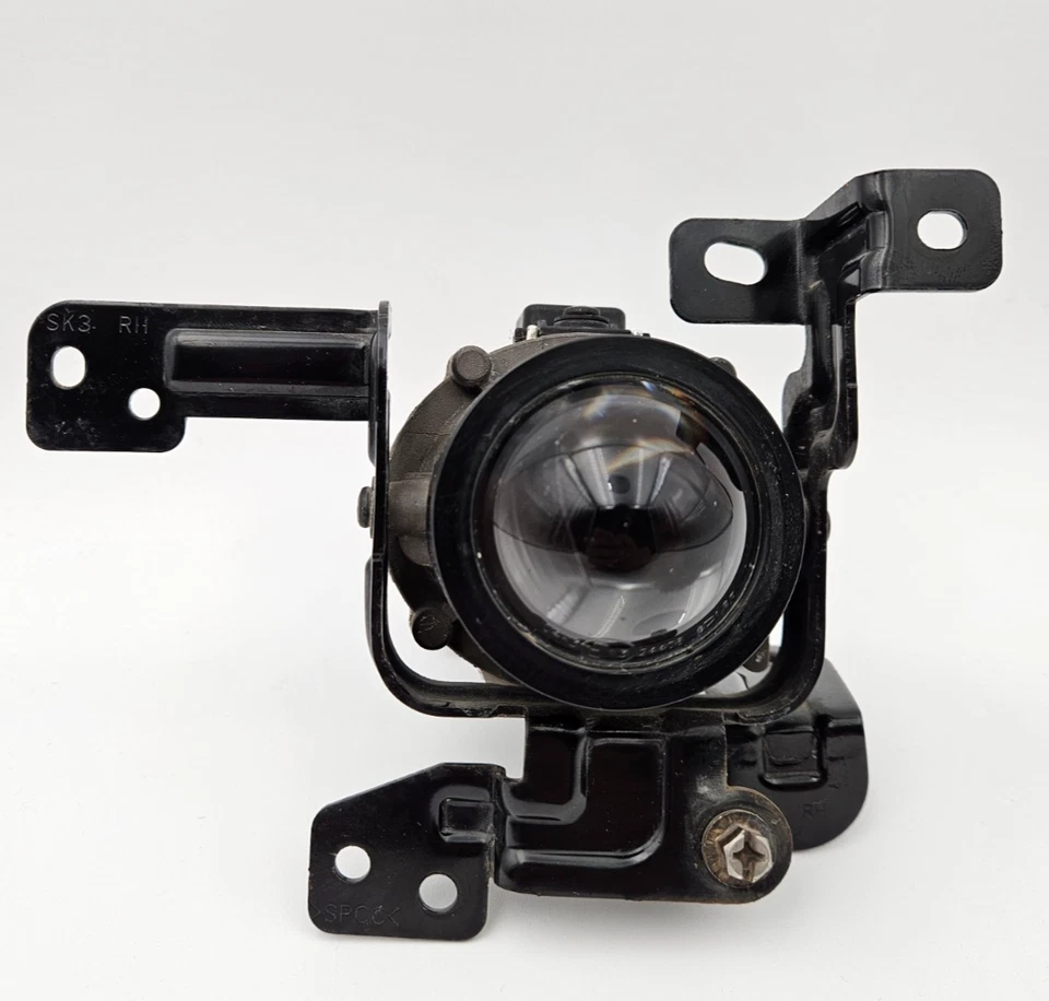 Passenger Side Halogen Fog Light Assembly Fits 2020-2022 Kia Soul OEM 92202K0000 - Image 4 of 4