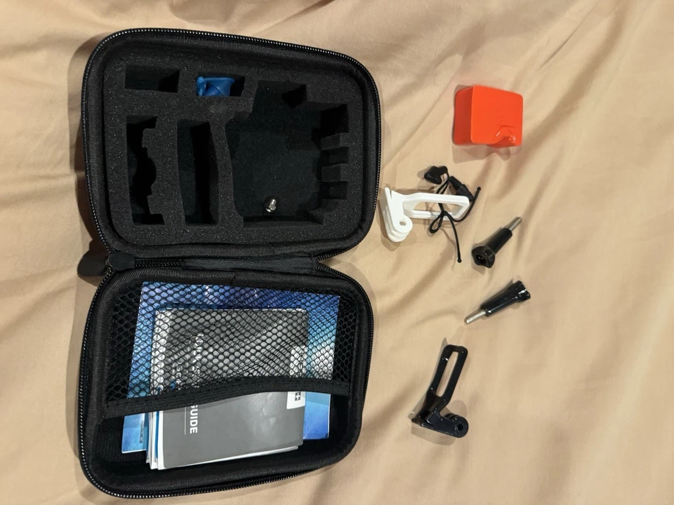 GoPro Hero Grey HWBL1 CHDHA-301 (Used)  No SD Card/Cable - Image 2 of 4