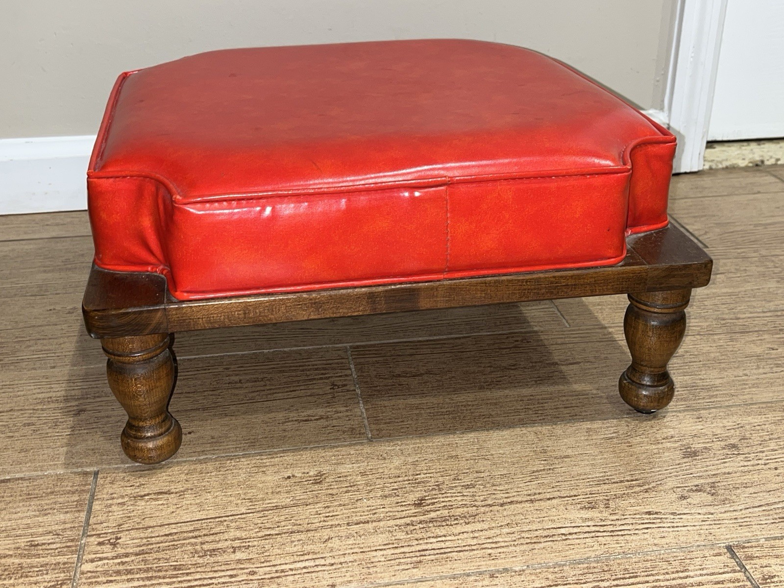 Vintage MCM Ethan Allen (?) Stacking Foot Stool BRIGHT RED Ottoman ~ VERY NICE!