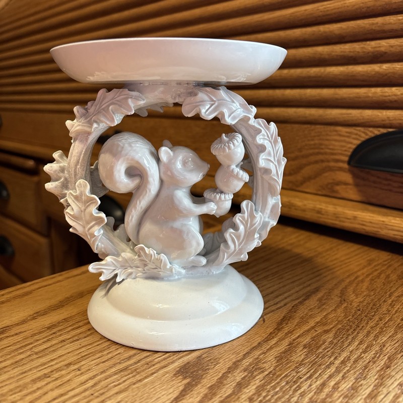 NEW, Bath & Body Works, Squirrel with Leaves & Acorns 3-Wick Candle Holder
