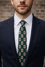 ๐ฅ OAK CREEK GREEN GEOMETRIC SILK TIE MADE IN USA CLASSIC MENSWEAR EUC ๐ฅ