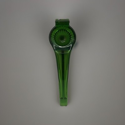 Vintage Green Lucite Handheld Lime Lemon Squeezer Manual Juicer Citrus Press