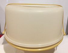 Tupperware White 1257 w/ Sheer Cover 1256 Cake Taker Handle Carrier 1258 Almond