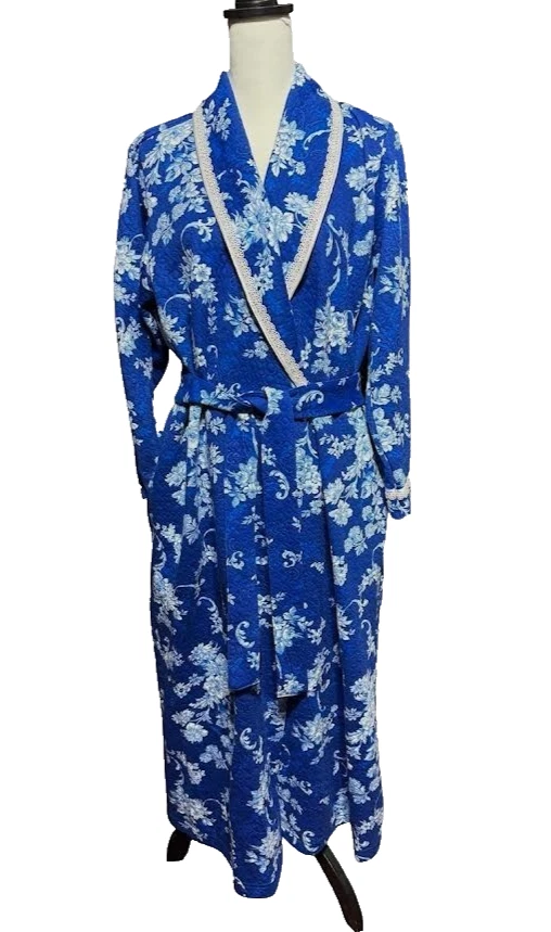 charter club dressing gown Macy's Charter Club Comfy Plush Robes & Pajamas Leopard Pink Black M XL XXL