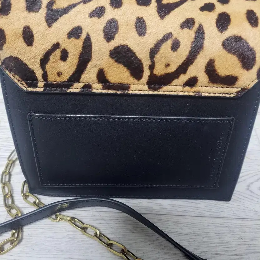 Leopard Pattern Chain Shoulder Bag with Cowhide L… - image 6