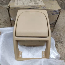 NEW Genuine Mercedes W163 ML Dashboard Cup Holder Right 1636800214 8507 Sand NOS