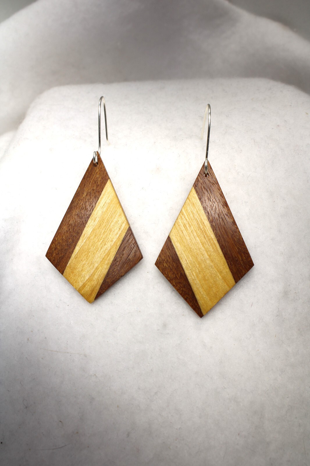 Boucles d'oreilles DIVA en bois artisanales KOALA SHOP en marron