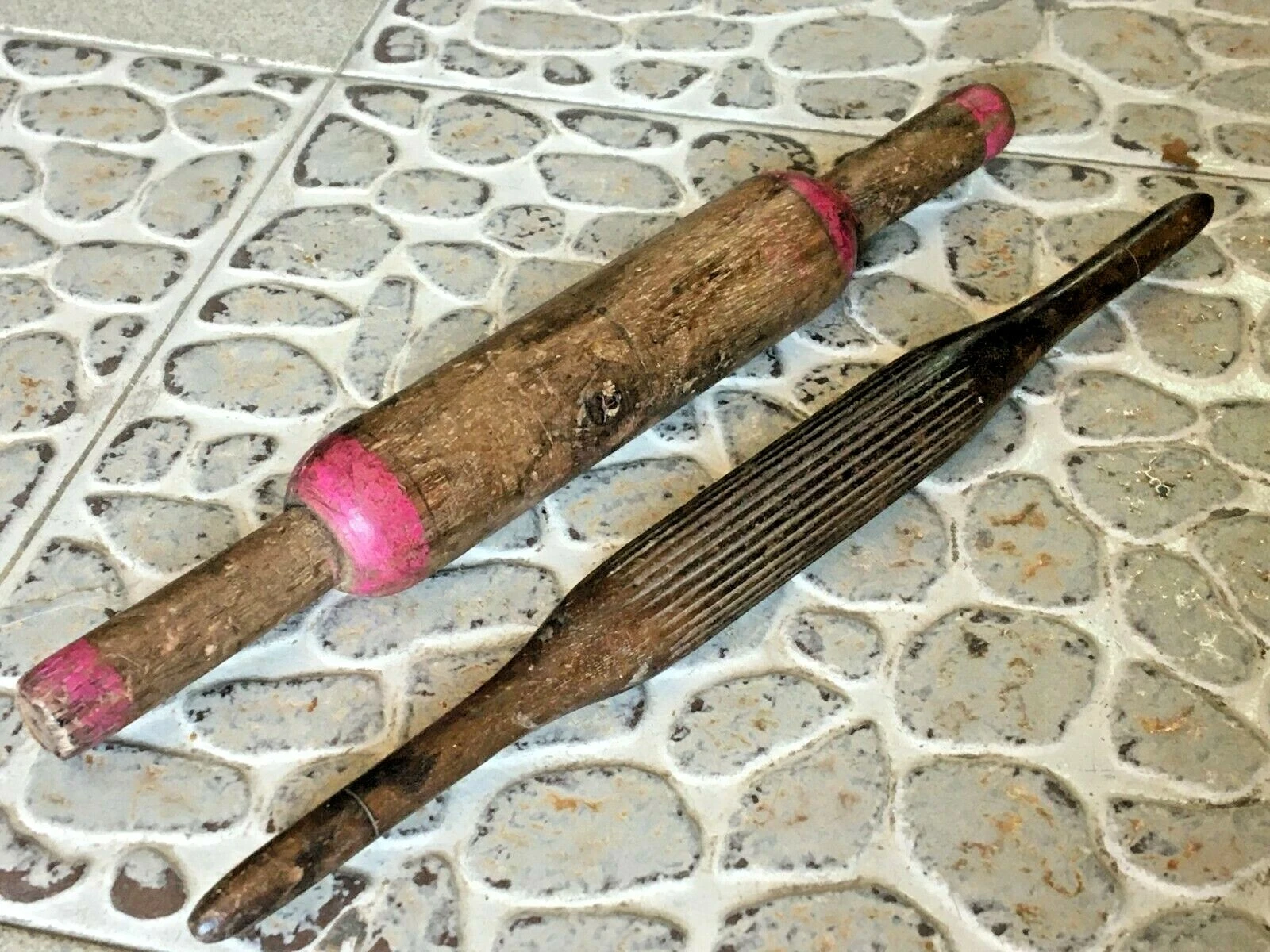 Vintage Old 2 pc Kitchenware Chapatti Bread Rolling Handmade Wooden Pin Belan