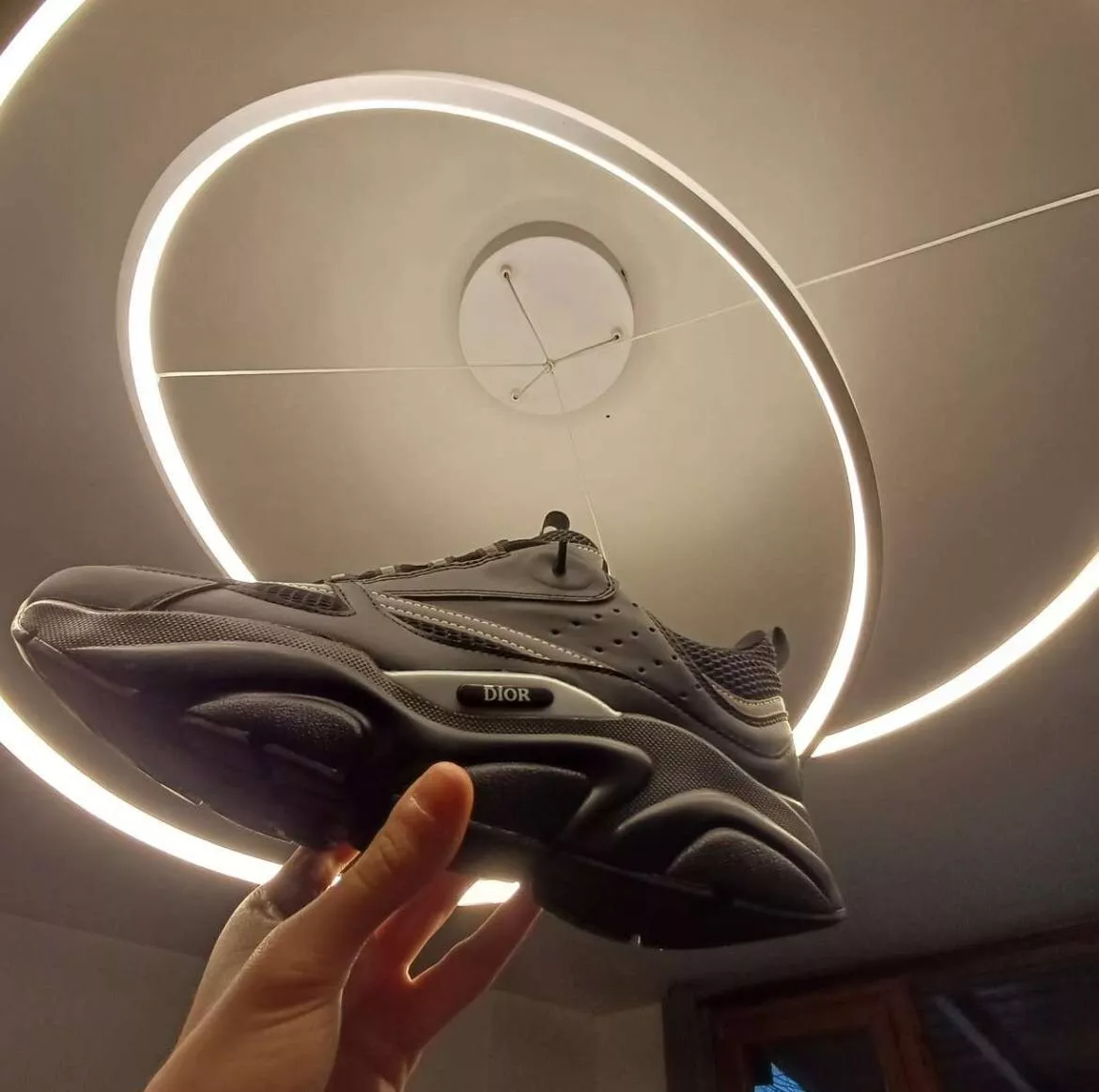 Scarpe DIOR B22 BLACK or WHITE taglie DAL 37 AL 45 scrivimi per informazioni