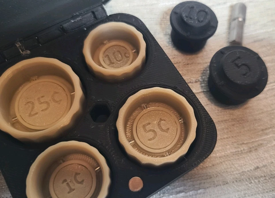 Juego de prensado de extremo de rollo de moneda de 10 piezas con lengüetas de prensado de acero. Incluye broca de accionamiento de 1/4" Foto 4 de 4