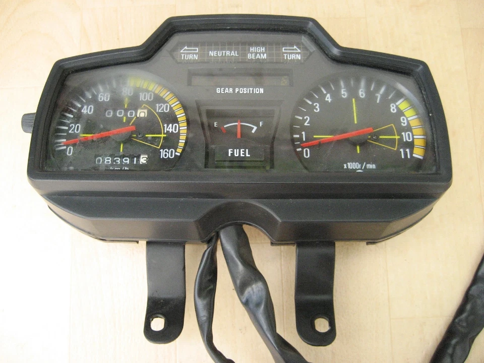 HYOSUNG GS 125 ORIGINAL COCKPIT KOMPLETT TACHOMETER DREHZAHLMESSER GS125 GS-125 - Bild 2 von 4