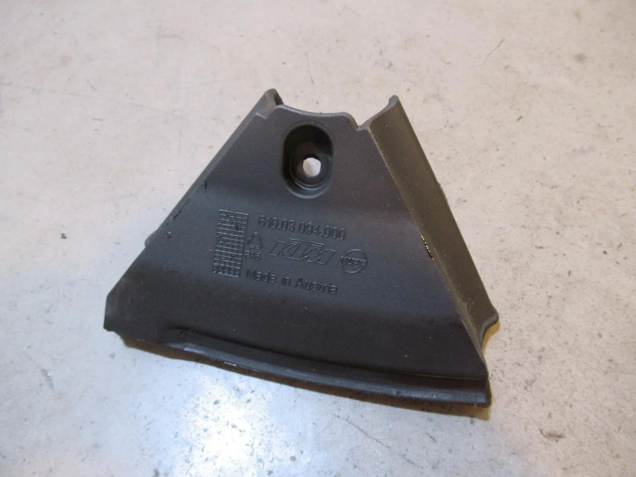 KTM Duke 990 Frame Splash Guard 2007 #2