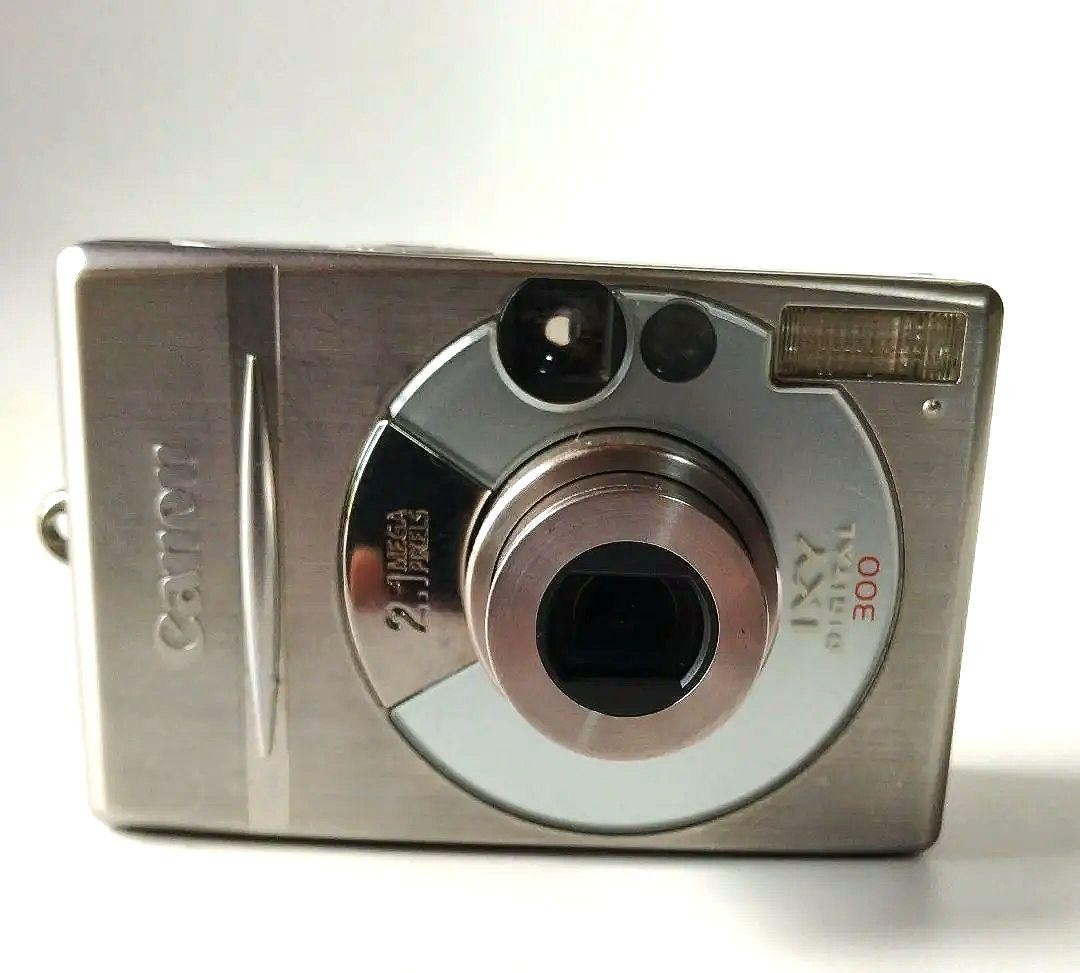 Canon IXY DIGITAL 300 Compact Camera Silver Stainless Steel Body