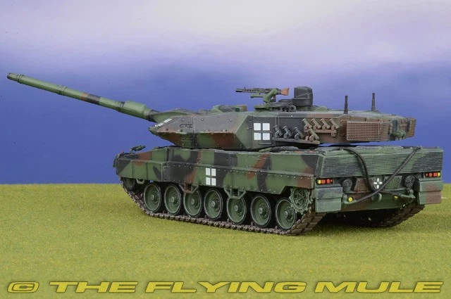 Panzerkampf 1:72 Leopard 2A6 Ukrainian Army - Image 2 of 4