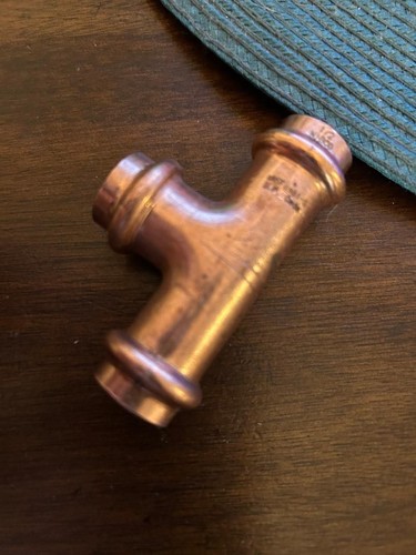 Copper Press Tee Fitting 2.75" x 1.5" & 0.75" diameter