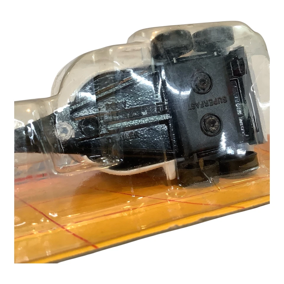 Matchbox TP 130 Landrover & Horse Box /Pony Trailer Two Packs 1992 - Image 4 of 4