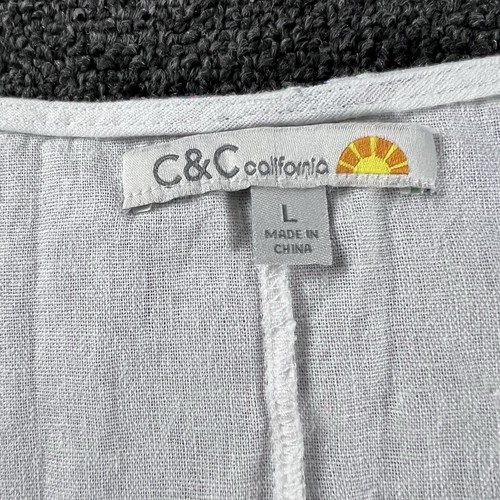 C&C California Linen Blend Top Womens Large White Parrot Print 3/4 Sleeve Blouse - Picture 2 of 10