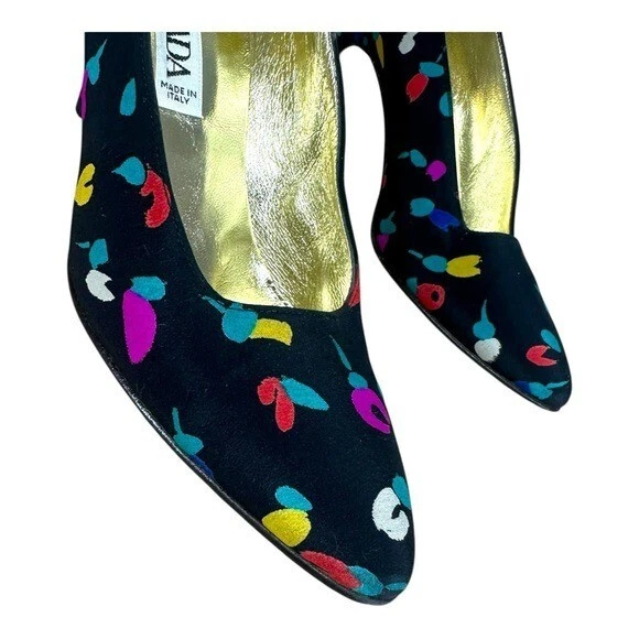 Zapatos de tacón vintage 7AA para mujer de Escada en satén de los años 80 coloridos VTG Clowncore Party Prom Foto 4 de 4