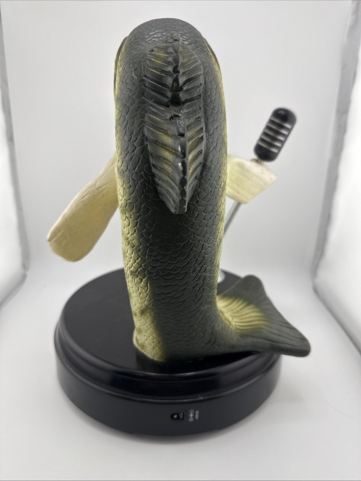 Gemmy Big Mouth Billy Bass Superstar 12 Tall Sings Act