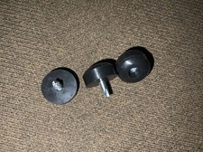 Rubber Feet 5/8 width x 5/16 high W/Screw 6-32  