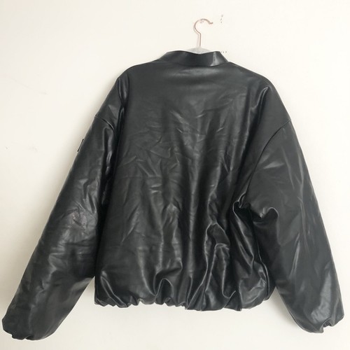 Bomber Premier Alo Yoga imitación cuero negro M - Imagen 11 de 19