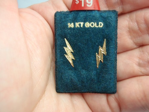 Solid 14kt Yellow Gold Yellow Gold Lighting Bolt Stud Earrings 13mm x 5mm New - Picture 14 of 15
