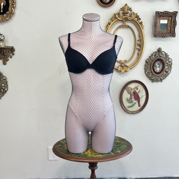 Victoria's Secret Vintage Y2K Deadstock Underwire Demi Bra 36B Black Nylon