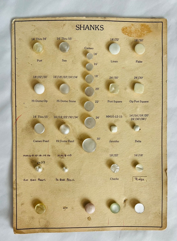 VINTAGE PEARL SHANKS BUTTON CO SALESMAN SAMPLE CARD