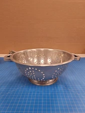 Vintage Metal Colander Strainer Bowl Kitchen Cooking Drainer Veggies Pasta Fruit
