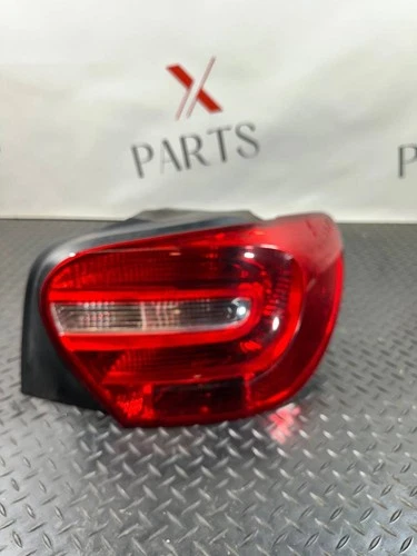 MERCEDES A CLASS W176 2013 2014 2015 DRIVER RIGHT  SIDE REAR LIGHT A1769060200