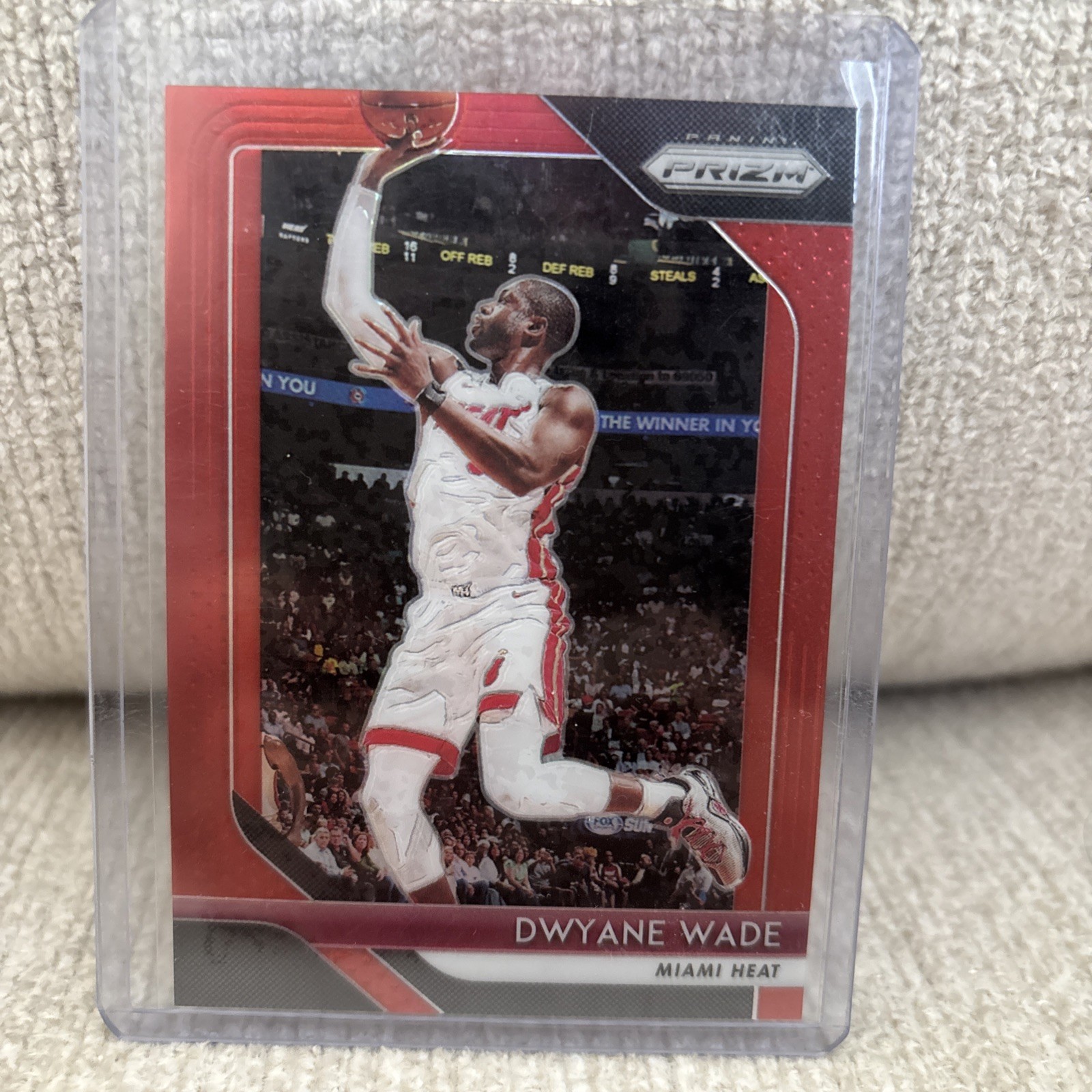 2018-19 Panini Prizm - Dwyane Wade #206 Red Prizm /299