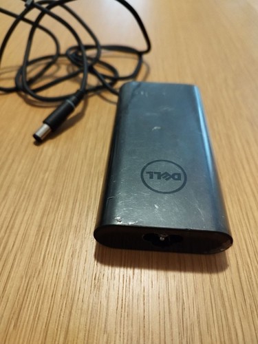 Original Dell 90W LA90PM130 AC 19,5V Laptop Netzteil/Ladegerät